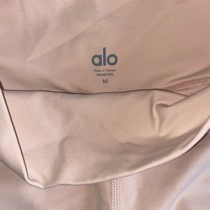 Alo Yoga Light Pink Leggings - high waisted, never worn